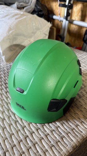 Petzl climbing hard - climbing, /